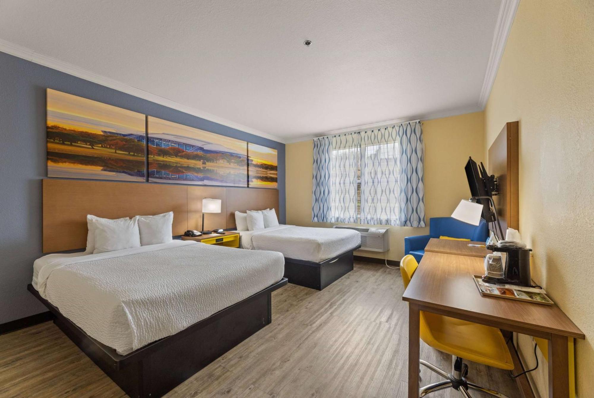 Days Inn & Suites By Wyndham Dfw Airport South-Euless Eksteriør bilde